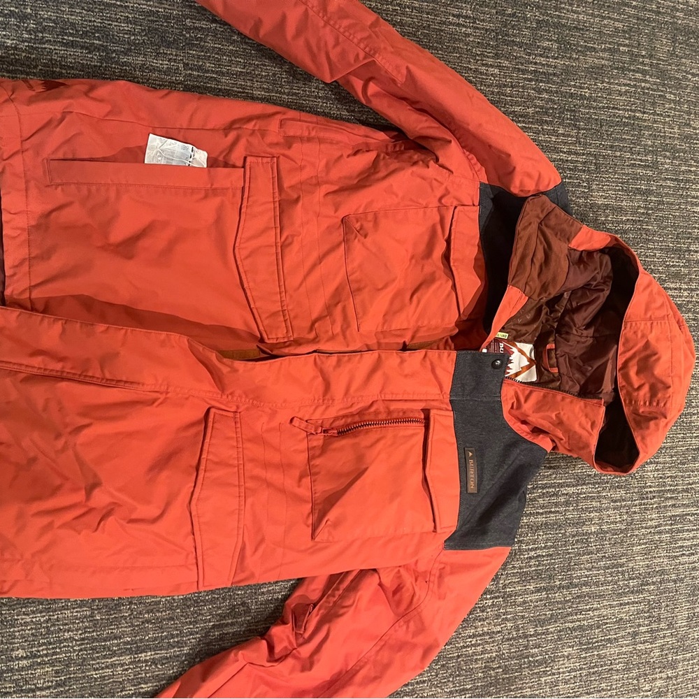 Burton men’s snowboard jacket.  Almost new.  Xl